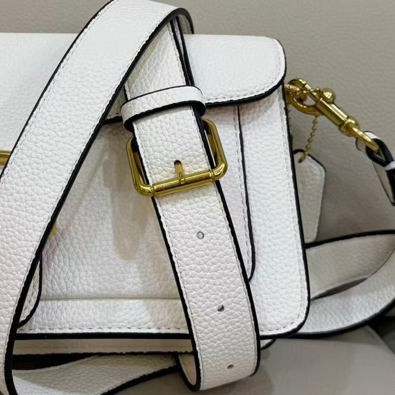 Women'S Stylish Shoulder Bag, Lightweight Crossbody Bag with Adjustable Shoulder Strap and Metal Buckle