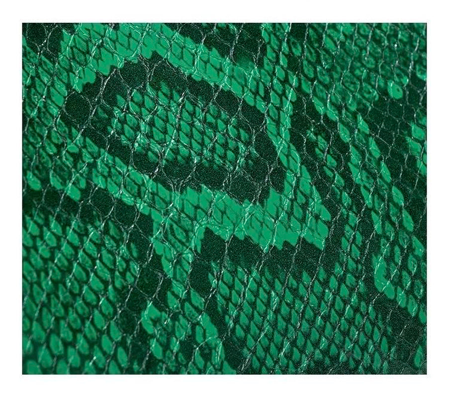 Snake-Print Tote Bag – Large Capacity Women’S Handbag with Butterfly Metal Clasp, Shoulder & Crossbody, Unique Designer Style